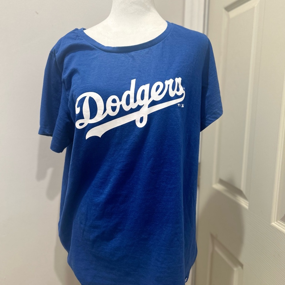 Fanatics Blue and White Dodgers Short Sleeve Tee